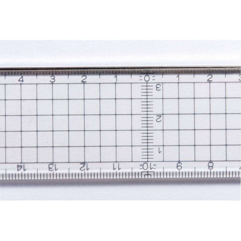 Règle de coupe STAEDTLER de 20cm